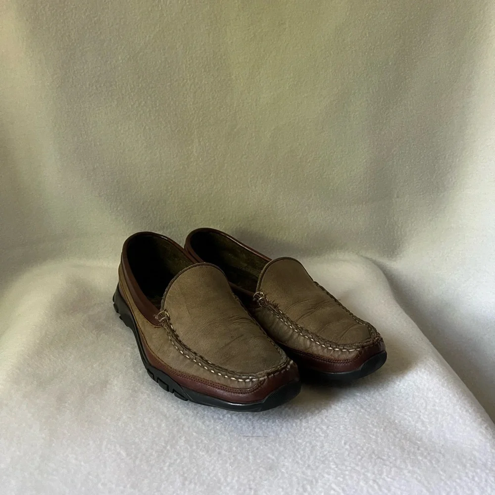 Allen Edmonds Men size 9 1/2B Boulder Driving Beige/Brown Leather Loafers